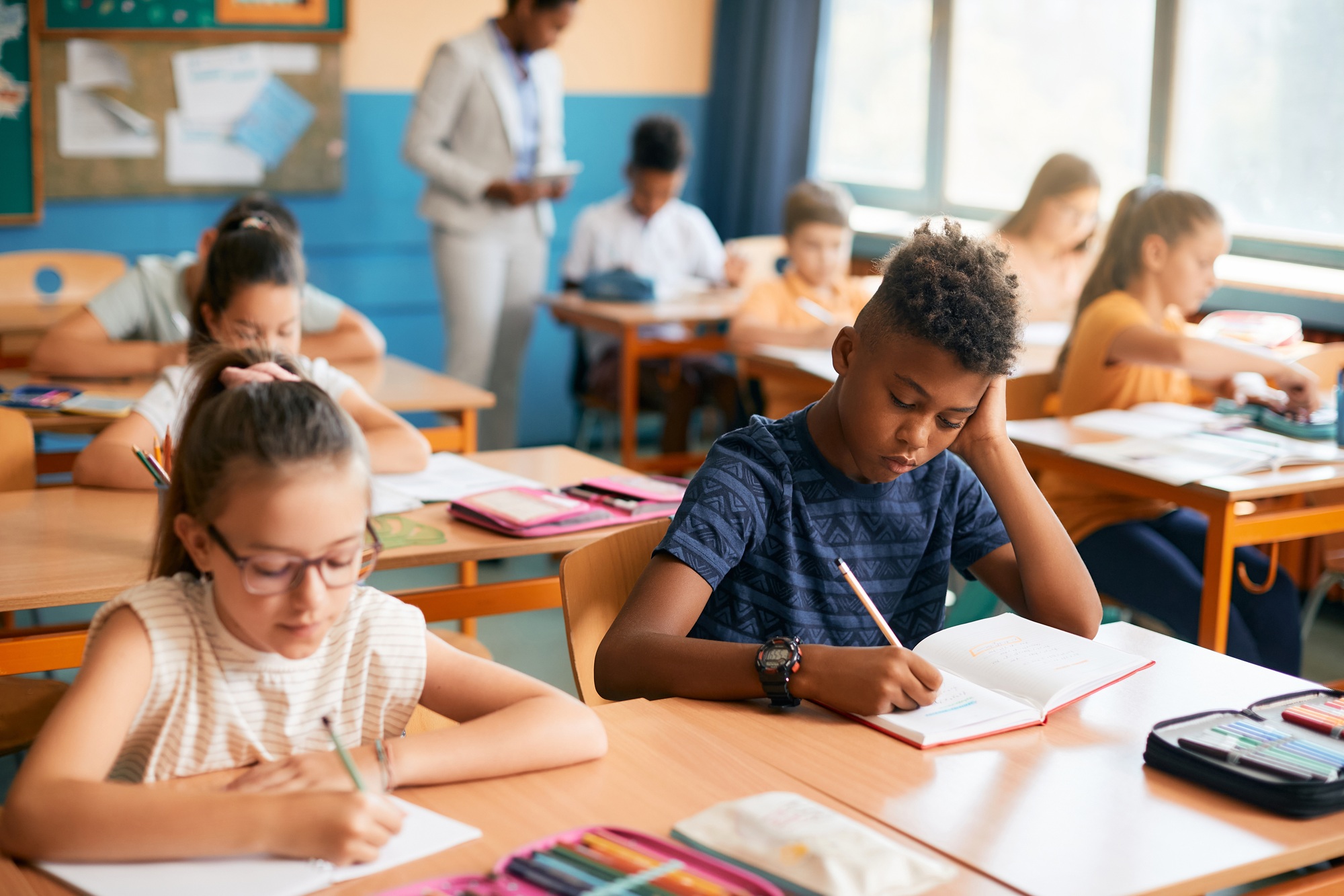 Pourquoi s’entraîner avec des dictées pour le brevet blanc est essentiel